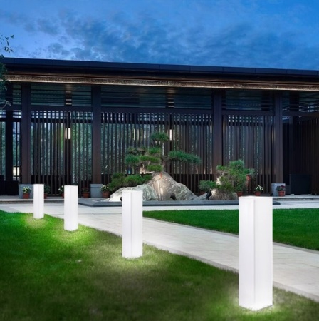 Светильник Колонна 30х50  питание от АКБ, RGB Светильник Колонна 30х50  питание от АКБ, RGB